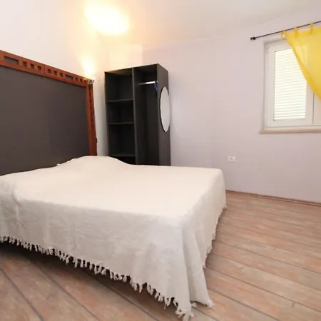 Apartment Ita *