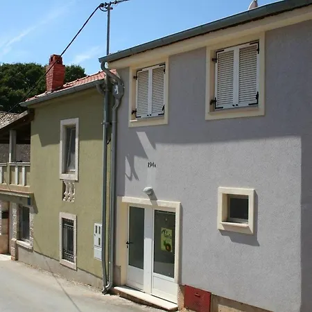 Ita Apartment
